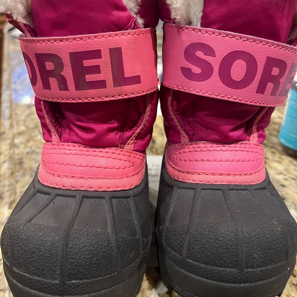 Sorel Fuchsia and Black Snow Boots